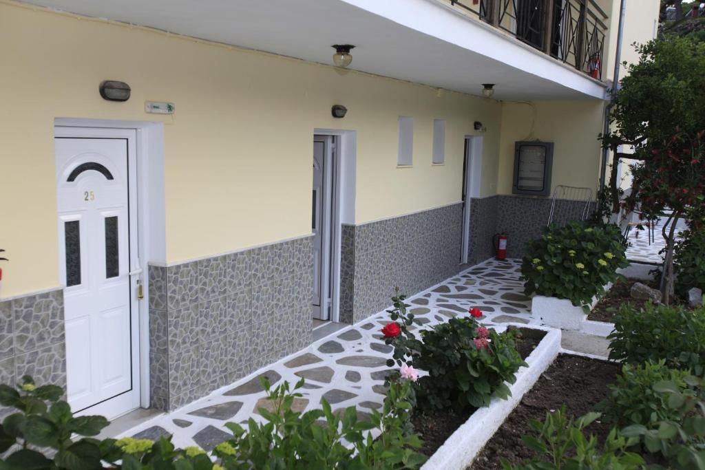 Yiannis Studios Troulos Exterior photo